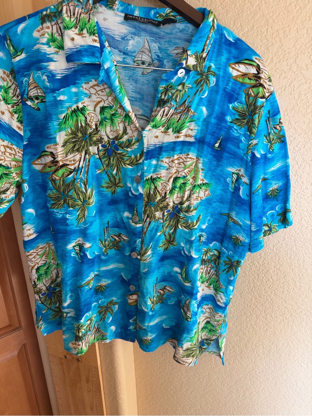 Vintage Impressions Men's Blue Tropical Hawaiian Shirt